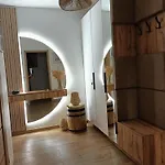 Concordia 2 Z Widokiem Apartment *